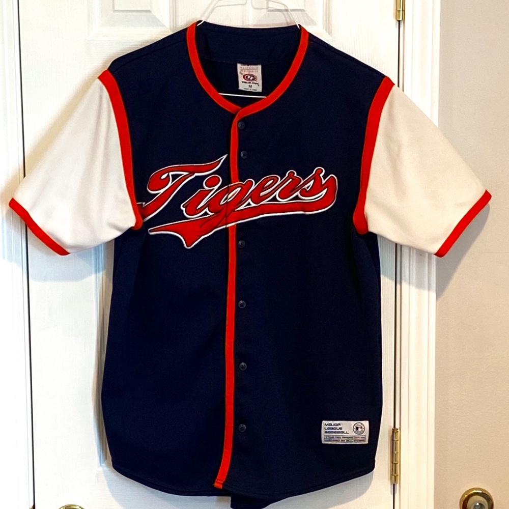 Adult Medium Detroit Tigers jersey